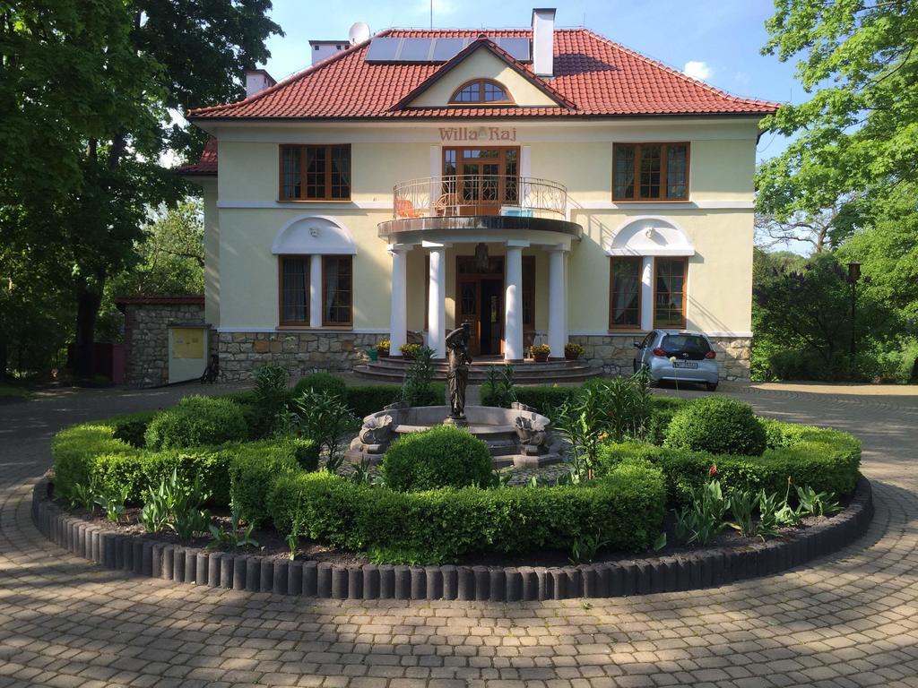Willa Raj Naleczow Exterior photo