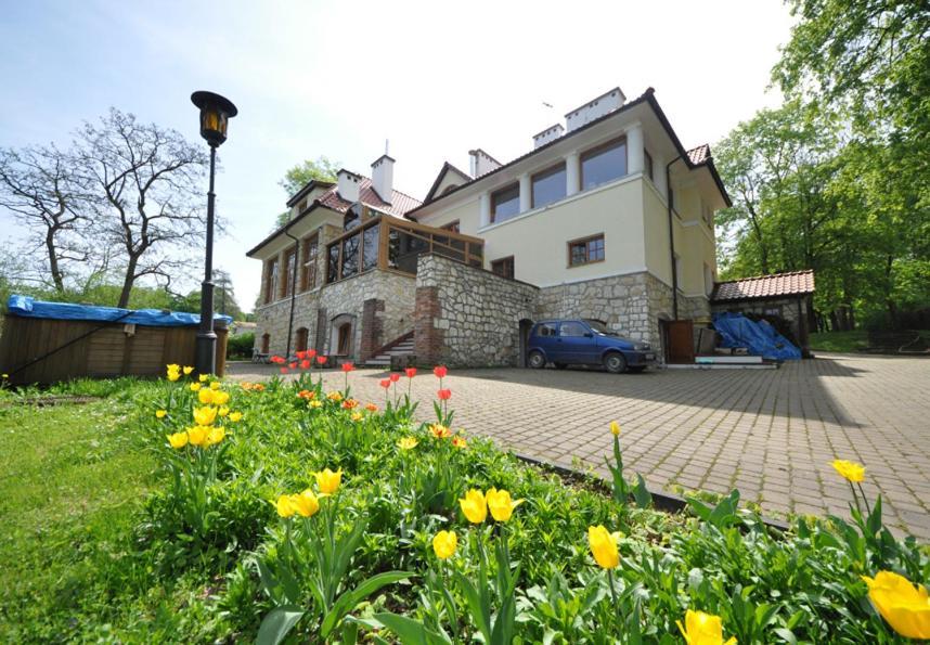 Willa Raj Naleczow Exterior photo